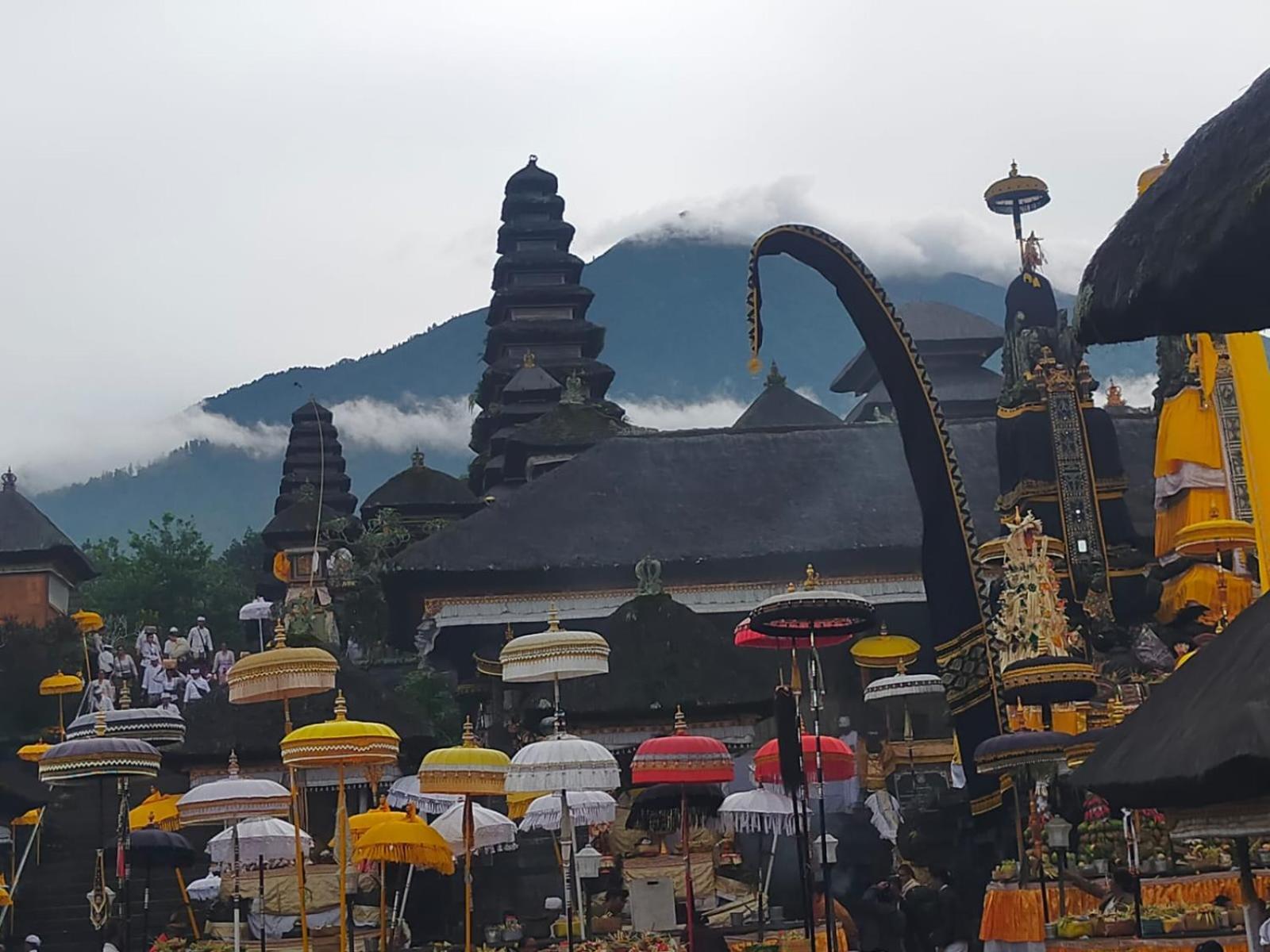Kadek Besakih